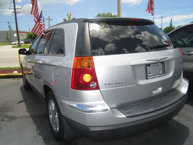 Chrysler Pacifica 2004 photo 1