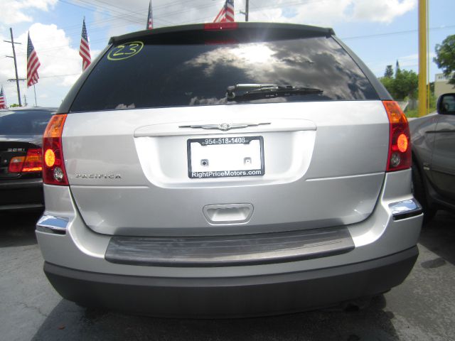 Chrysler Pacifica 2004 photo 4