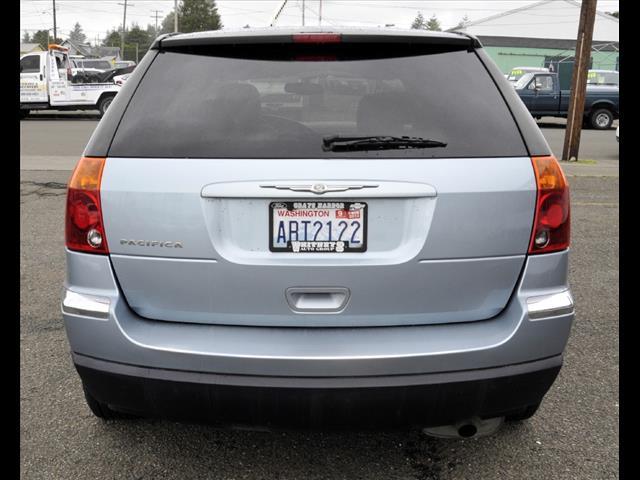 Chrysler Pacifica 2004 photo 3