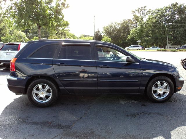 Chrysler Pacifica 2004 photo 16