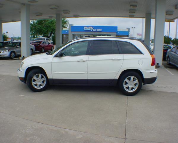 Chrysler Pacifica Base Sport Utility