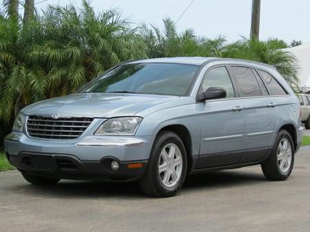 Chrysler Pacifica 2004 photo 2