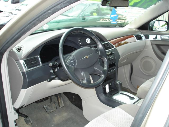 Chrysler Pacifica 2004 photo 1