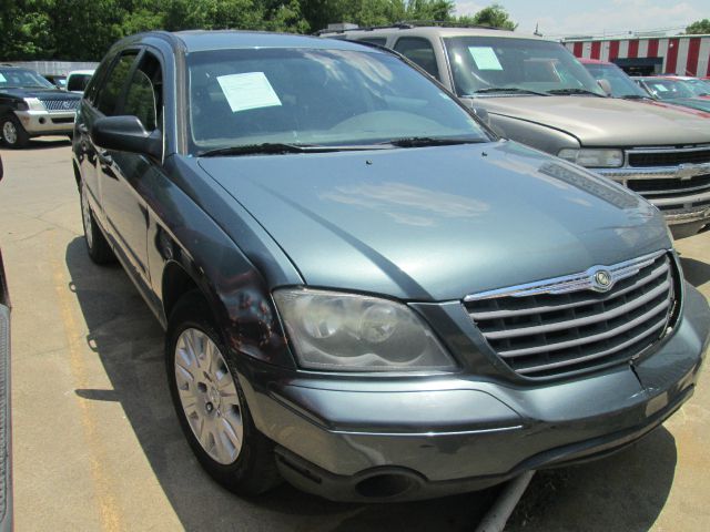 Chrysler Pacifica 2005 photo 2