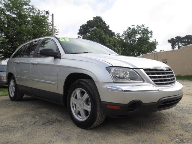 Chrysler Pacifica 2005 photo 4