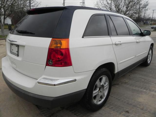 Chrysler Pacifica 2005 photo 4