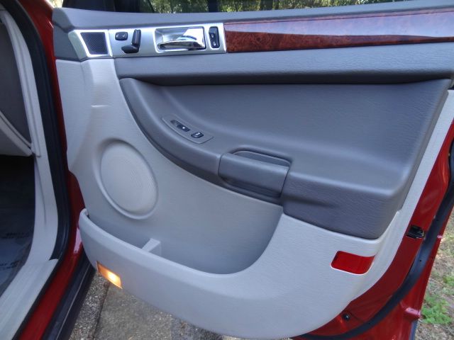 Chrysler Pacifica 2005 photo 4