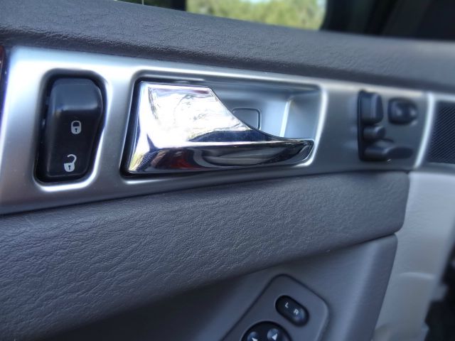 Chrysler Pacifica 2005 photo 76