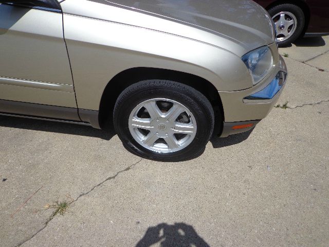 Chrysler Pacifica 2005 photo 3