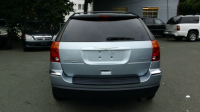 Chrysler Pacifica 2005 photo 2