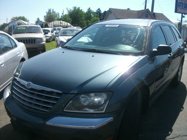 Chrysler Pacifica 2005 photo 2