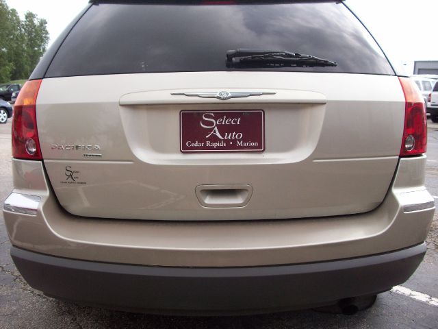 Chrysler Pacifica 2005 photo 16