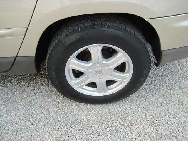 Chrysler Pacifica 2005 photo 3