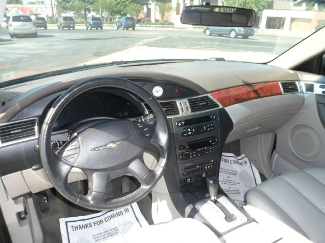 Chrysler Pacifica 2005 photo 19