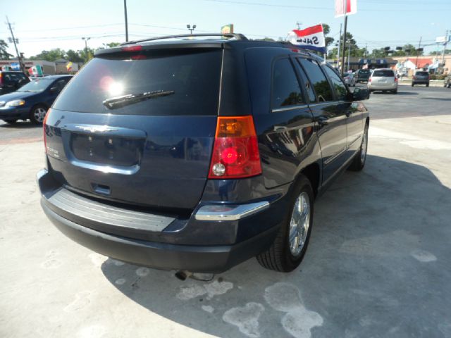 Chrysler Pacifica 2005 photo 22