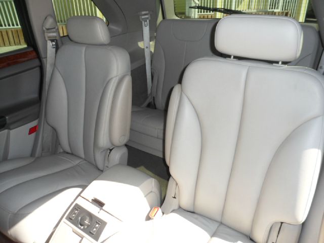 Chrysler Pacifica 2005 photo 4