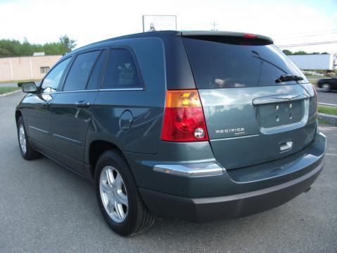 Chrysler Pacifica 2005 photo 3