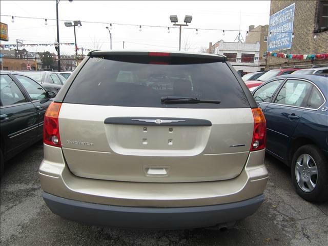 Chrysler Pacifica 2005 photo 3