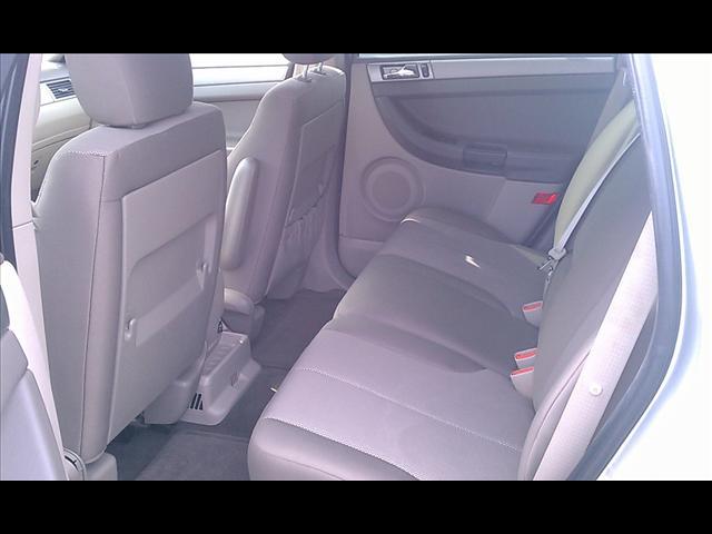 Chrysler Pacifica 2005 photo 4