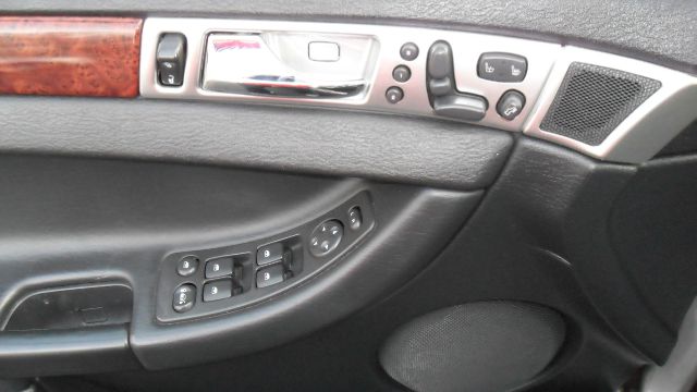 Chrysler Pacifica 2005 photo 1