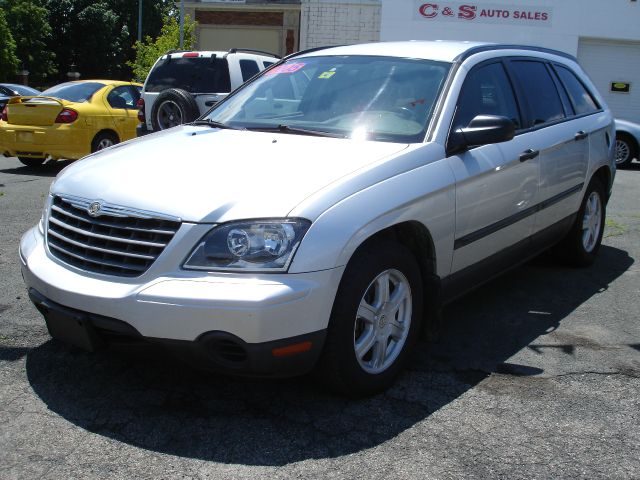 Chrysler Pacifica 2005 photo 2