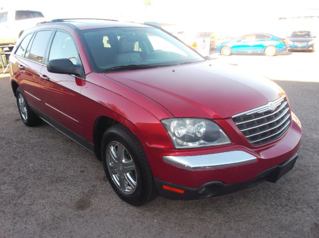 Chrysler Pacifica 2005 photo 2