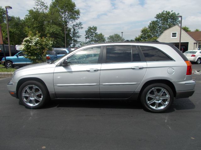 Chrysler Pacifica 2005 photo 3