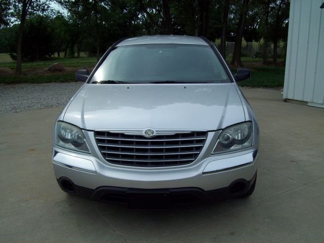 Chrysler Pacifica 2005 photo 3