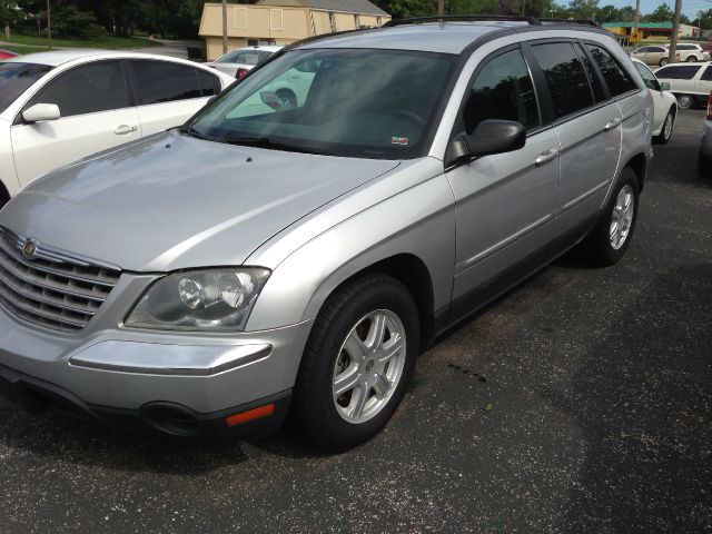 Chrysler Pacifica 2005 photo 3