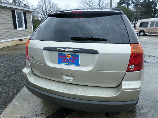 Chrysler Pacifica 2005 photo 1