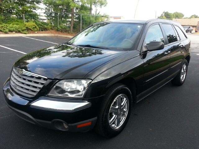 Chrysler Pacifica 2005 photo 3