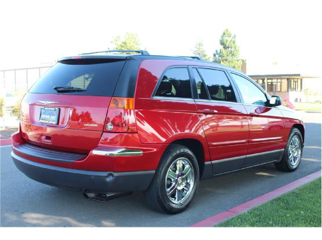 Chrysler Pacifica 2005 photo 1