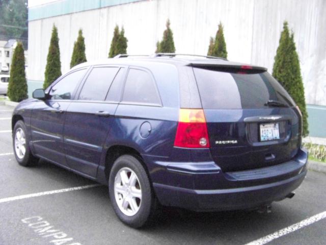 Chrysler Pacifica 2005 photo 2