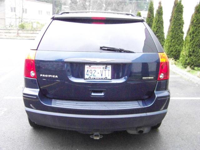 Chrysler Pacifica 2005 photo 3