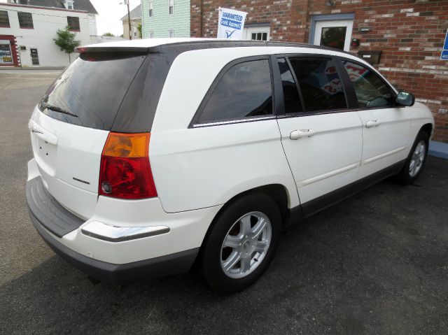 Chrysler Pacifica 2005 photo 3