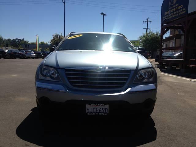 Chrysler Pacifica 2005 photo 1