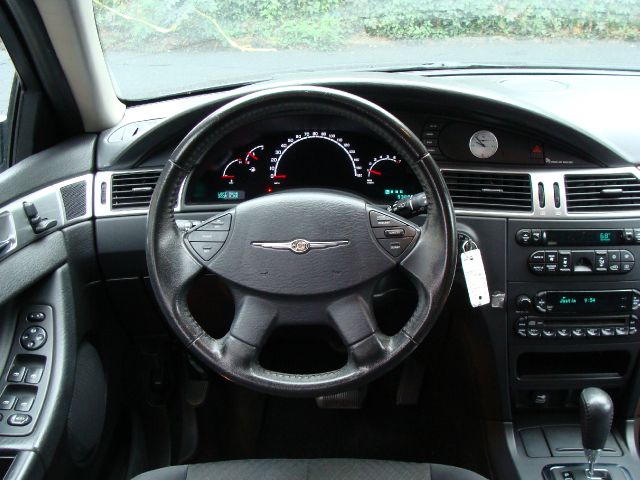 Chrysler Pacifica 2006 photo 1