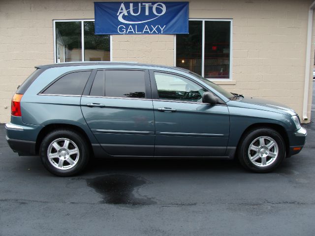 Chrysler Pacifica 2006 photo 3