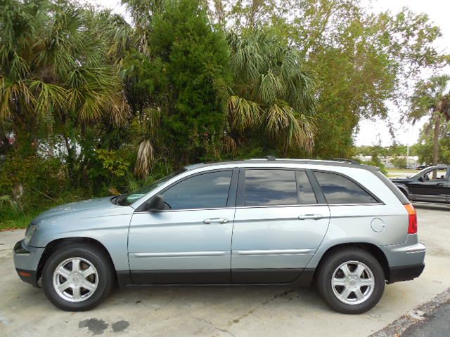 Chrysler Pacifica 2006 photo 3