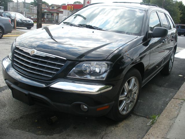 Chrysler Pacifica 2006 photo 2