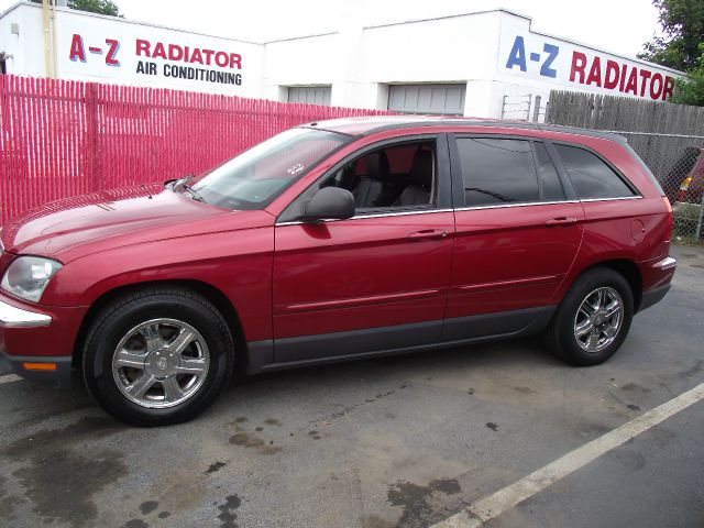 Chrysler Pacifica 2006 photo 3