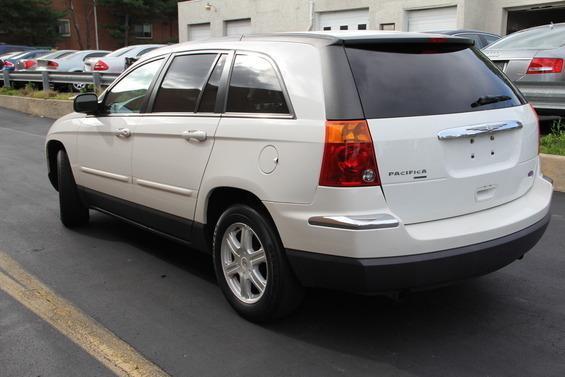 Chrysler Pacifica 2006 photo 1