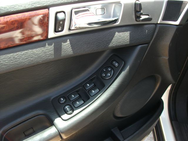 Chrysler Pacifica 2006 photo 11