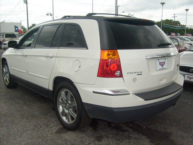 Chrysler Pacifica 2006 photo 4