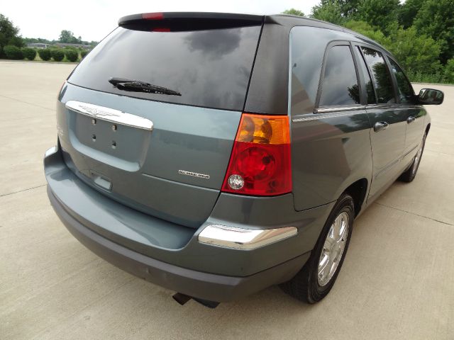 Chrysler Pacifica 2006 photo 1