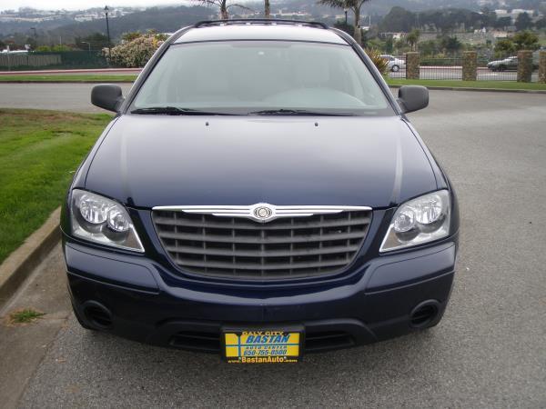 Chrysler Pacifica 2006 photo 2