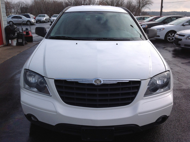 Chrysler Pacifica 2006 photo 1