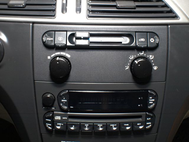 Chrysler Pacifica 2006 photo 8