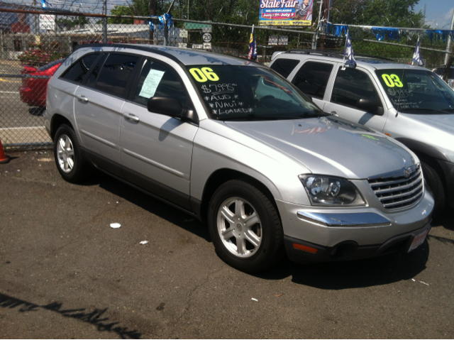 Chrysler Pacifica 2006 photo 3