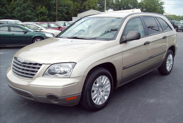 Chrysler Pacifica 2006 photo 2